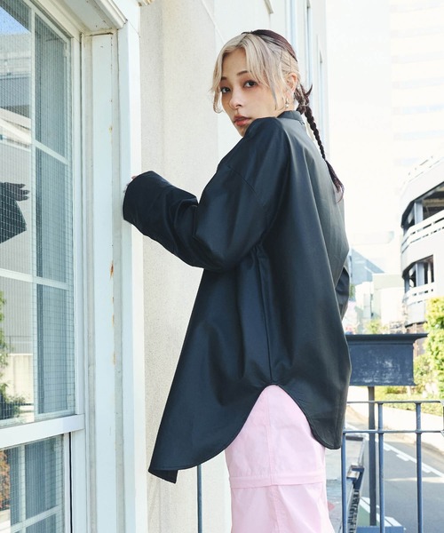 DURAS（デュラス）の「フェイクレザーシャツ（シャツ/ブラウス・レディース・オフホワイト/ブラック/パープル・SMALL/MEDIUM）」の10枚目の写真