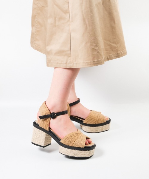 GAIMO（ガイモ）の「チャンキーヒールジュートサンダル/MARIEVA-VS（サンダル・レディース・ブラック/ベージュ・39/38/37/36/35）」の2枚目の写真