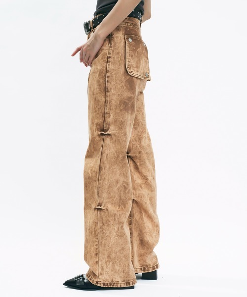 Clum(クルム)の「Vintage side tuck denim pants / ヴィンテージサイドタックデニムパンツ(デニムパンツ・レディース・ライトブラウン・MEDIUM/SMALL)」の6枚目の写真