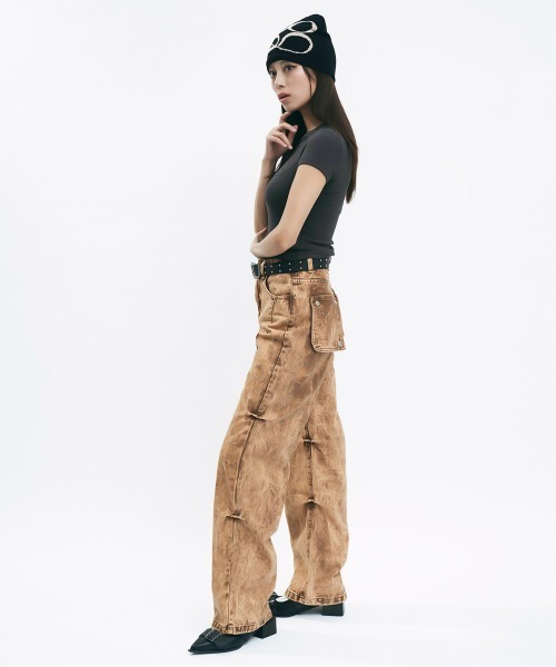 Clum(クルム)の「Vintage side tuck denim pants / ヴィンテージサイドタックデニムパンツ(デニムパンツ・レディース・ライトブラウン・MEDIUM/SMALL)」の13枚目の写真