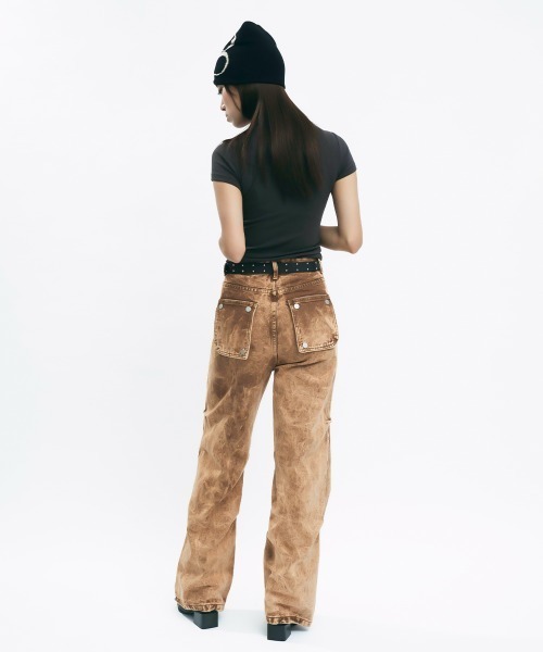 Clum(クルム)の「Vintage side tuck denim pants / ヴィンテージサイドタックデニムパンツ(デニムパンツ・レディース・ライトブラウン・MEDIUM/SMALL)」の14枚目の写真