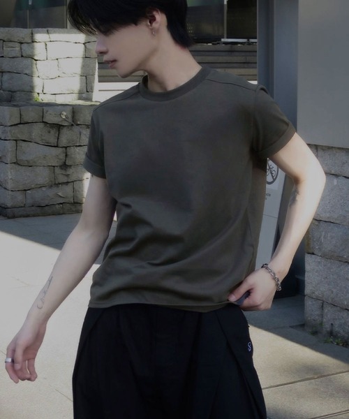 Classical Origin(クラシカルオリジン)の「《Haruto×クラシカルオリジンコラボ》Utility SlimFit T-Shirt/ユーティリティスリムフィットTシャツ(Tシャツ/カットソー・メンズ・ブラック/オフホワイト/チャコールグレー・LARGE/SMALL/MEDIUM)」の4枚目の写真