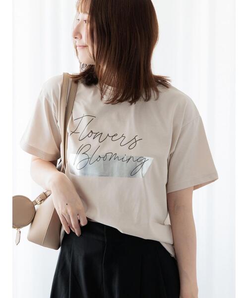 Te chichi TERRASSE（テチチテラス）の「【接触冷感】箔BIGロゴTシャツ（Tシャツ/カットソー・レディース・オフホワイト/チャコールグレー/ベージュ・F）」の7枚目の写真