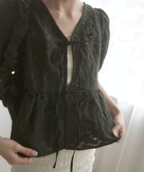 flower（フラワー）の「グロスフラワーブラウス（シャツ/ブラウス・レディース・ブラック/ミント/アイボリー・FREE）」の7枚目の写真