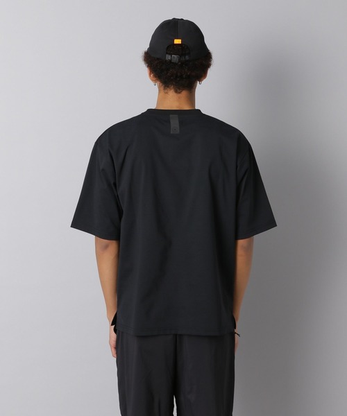 NUMERALS(ヌメラルズ)の「【NUMERALS】ストレッチロゴTEE(Tシャツ/カットソー・メンズ・オフホワイト/ブラック/カーキ・SMALL/MEDIUM/LARGE)」の15枚目の写真