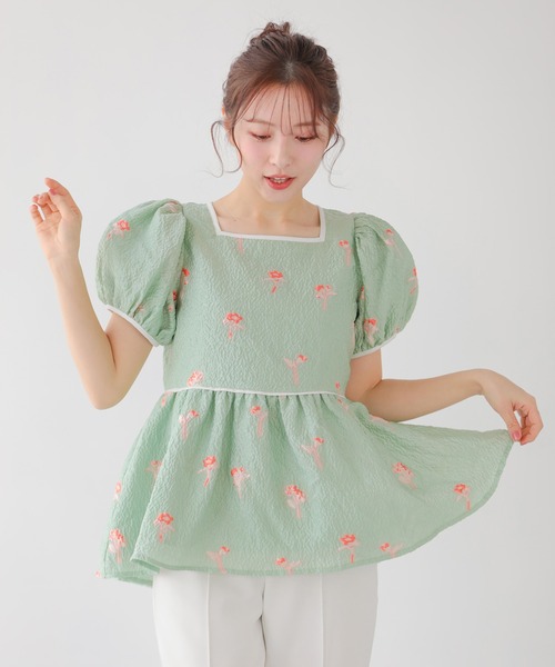 洋服通販 - 新作アイテムを パイピングスクエアネックトップス（その他トップス）｜Fit more トップス