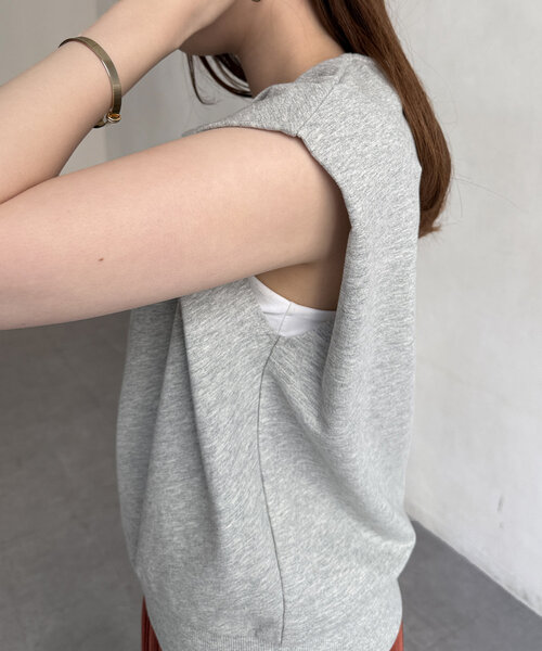 Chez toi(シェトワ)の「スキッパーカットソー(Tシャツ/カットソー・レディース・ホワイト/グレー/ブラック・FREE)」の4枚目の写真