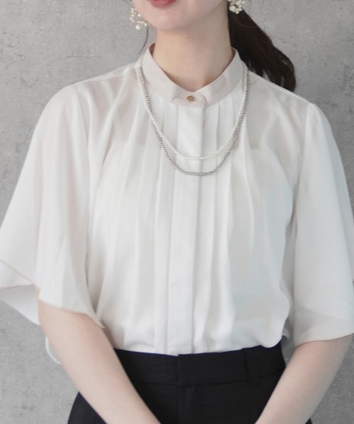 SELECT LEVERY(セレクトリベリー)の「配色バンドカラーシフォンブラウス(シャツ/ブラウス・レディース・ピンクベージュ/オフホワイト/ネイビー/ライトベージュ・MEDIUM)」の2枚目の写真