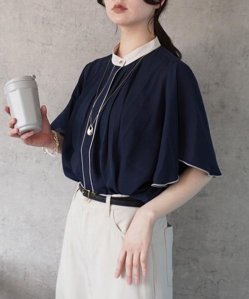 SELECT LEVERY(セレクトリベリー)の「配色バンドカラーシフォンブラウス(シャツ/ブラウス・レディース・ピンクベージュ/オフホワイト/ネイビー/ライトベージュ・MEDIUM)」の16枚目の写真
