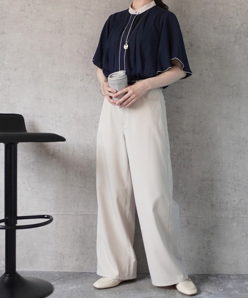 SELECT LEVERY(セレクトリベリー)の「配色バンドカラーシフォンブラウス(シャツ/ブラウス・レディース・ピンクベージュ/オフホワイト/ネイビー/ライトベージュ・MEDIUM)」の18枚目の写真