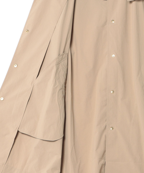 qualite（カリテ）の「【Traditional Weatherwear】レインコート（トレンチコート・レディース・ダークベージュ・フリー）」の2枚目の写真