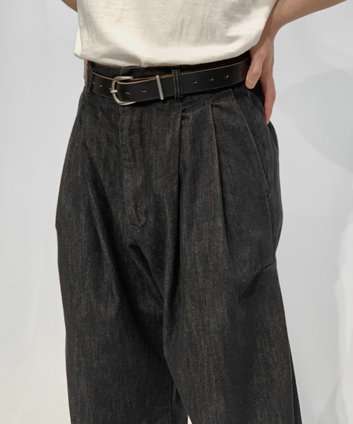 Toironier(トワロニエ)の「Toironier/トワロニエ/Denim 2Tuck Side Tuck Pants(その他パンツ・メンズ・ブラック・1/2)」の6枚目の写真