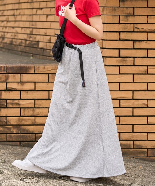 FREAK'S STORE(フリークスストア)の「限定展開 FREAK'S STORE OUTDOORS DRYMIX ドライミックス マキシスカート(吸水速乾・接触冷感・UVカット)(スカート・レディース・オレンジ/ブラック/オリーブ/グレー・SMALL/MEDIUM)」の22枚目の写真