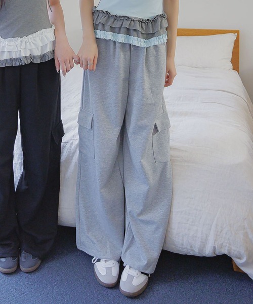 3.3 Field Trip （3.3フィールドトリップ）の「3.3 Field Trip／スウェットカーゴパンツ（カーゴパンツ・レディース・ブラック/グレー・FREE）」の2枚目の写真