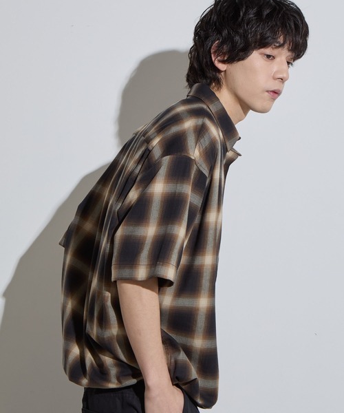 SLICK(スリック)の「【SLICK/スリック】Ombre Check Drawstring Shirt / オンブレチェックドローストリングシャツ/ オーバーサイズ(シャツ/ブラウス・メンズ・ブラック/ブラウン・1/2/3)」の15枚目の写真