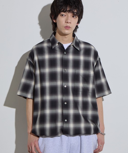 ☆boohoo☆オーバーサイズ トーンチェックプリント シャツ LIMITEDオーバーサイズチェックシャツ（GREEN×BURGUNDY