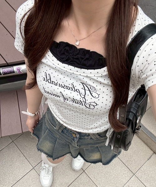 Another Branch olive des olive（アナザーブランチオリーブデオリーブ）の「【新色登場！】【@re.__mi23セレクト】ドロストドッキングT（Tシャツ/カットソー・レディース・アイボリー/ブラック/サックスブルー/ブラウン/ドット/ブラック系その他・FREE）」の6枚目の写真