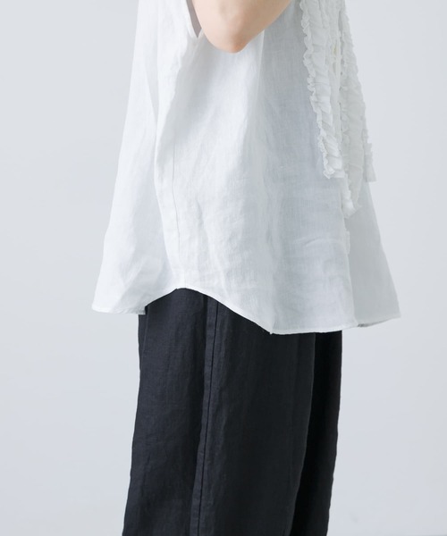 かぐれ（カグレ）の「リネンフリルフレンチワイドシャツ（シャツ