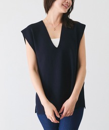 Jayro（ジャイロ）の「Vネックベスト（ベスト）」