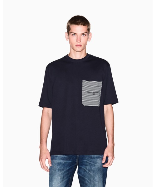 ARMANI EXCHANGE(アルマーニエクスチェンジ)の「【A|X アルマーニ エクスチェンジ】パッチポケットディテール 半袖クルーネックTシャツ/REGULAR+(Tシャツ/カットソー・メンズ・オフホワイト/ダークネイビー・XX-LARGE/LARGE/MEDIUM/SMALL/X-LARGE/X-SMALL)」の1枚目の写真