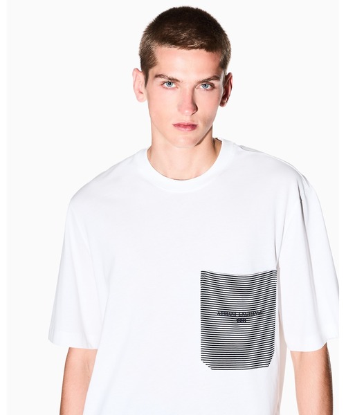 ARMANI EXCHANGE(アルマーニエクスチェンジ)の「【A|X アルマーニ エクスチェンジ】パッチポケットディテール 半袖クルーネックTシャツ/REGULAR+(Tシャツ/カットソー・メンズ・オフホワイト/ダークネイビー・XX-LARGE/LARGE/MEDIUM/SMALL/X-LARGE/X-SMALL)」の3枚目の写真
