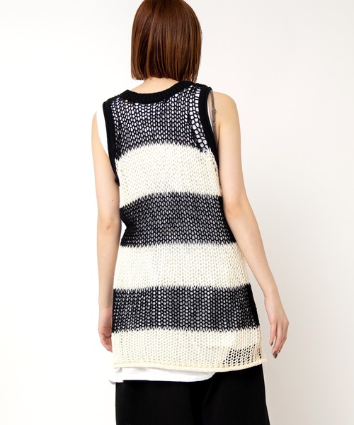 RNA（アールエヌエー）の「K2723 ワイドボーダーメッシュタンク（ニット/セーター・レディース・グリーン/ブラック×ホワイト/ブラウン・MEDIUM）」の6枚目の写真