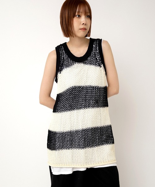 RNA（アールエヌエー）の「K2723 ワイドボーダーメッシュタンク（ニット/セーター・レディース・グリーン/ブラック×ホワイト/ブラウン・MEDIUM）」の4枚目の写真