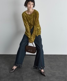 THE YOn（ザヨン）の「フリルヘムワイドパンツ（デニムパンツ）」