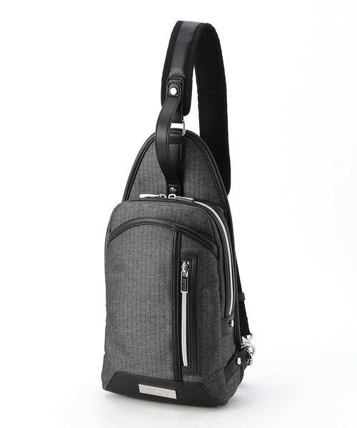 NICOLE CLUB FOR MEN（ニコルクラブフォーメン）の「ビジカジボディバッグ（ボディバッグ/ウエストポーチ・メンズ・ブラック/グレー/ネイビー・FREE）」の2枚目の写真