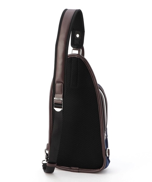 NICOLE CLUB FOR MEN（ニコルクラブフォーメン）の「ビジカジボディバッグ（ボディバッグ/ウエストポーチ・メンズ・ブラック/グレー/ネイビー・FREE）」の8枚目の写真