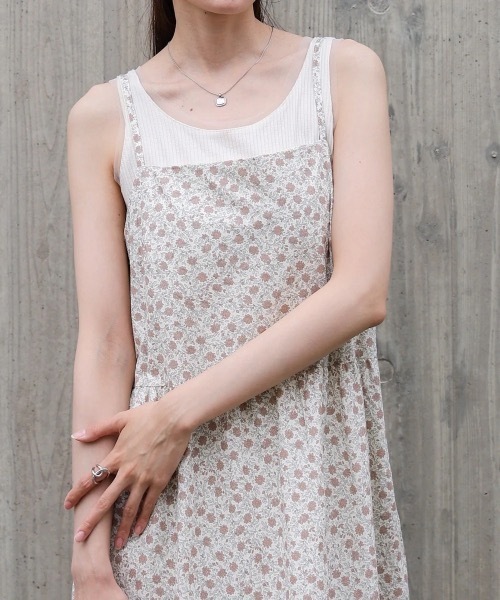Bab（バブ）の「花柄キャミワンピース（ワンピース・レディース・ブルー/ベージュ・FREE）」の5枚目の写真
