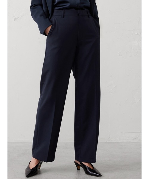 BANANA REPUBLIC FACTORY STORE(バナナリパブリック ファクトリーストア)の「BANANA REPUBLIC FACTORY STORE ストレートハイライズスカルプテッドパンツ(その他パンツ・レディース・ベージュ/ブラック/ネイビー/アイボリー・6/4/2/0/8)」の4枚目の写真