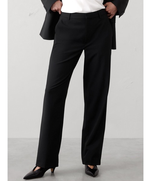 BANANA REPUBLIC FACTORY STORE(バナナリパブリック ファクトリーストア)の「BANANA REPUBLIC FACTORY STORE ストレートハイライズスカルプテッドパンツ(その他パンツ・レディース・ベージュ/ブラック/ネイビー/アイボリー・6/4/2/0/8)」の1枚目の写真