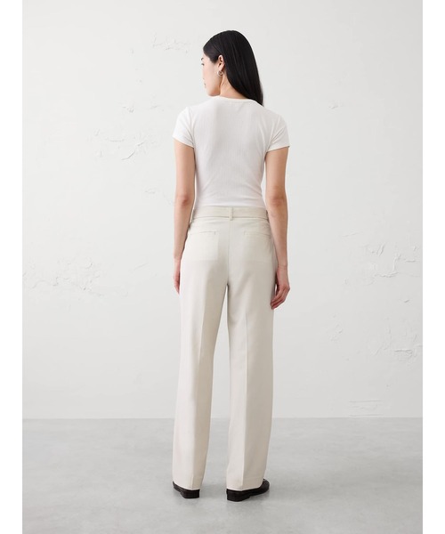 BANANA REPUBLIC FACTORY STORE(バナナリパブリック ファクトリーストア)の「BANANA REPUBLIC FACTORY STORE ストレートハイライズスカルプテッドパンツ(その他パンツ・レディース・ベージュ/ブラック/ネイビー/アイボリー・6/4/2/0/8)」の13枚目の写真