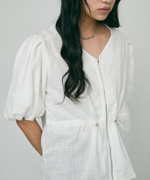 NUJOH(ヌゾ)の「Volume Sleeve Summer jacket / ボリューム スリーブ サマージャケット(ブルゾン・レディース・ホワイト/ベージュ/ブラック・FREE)」の9枚目の写真