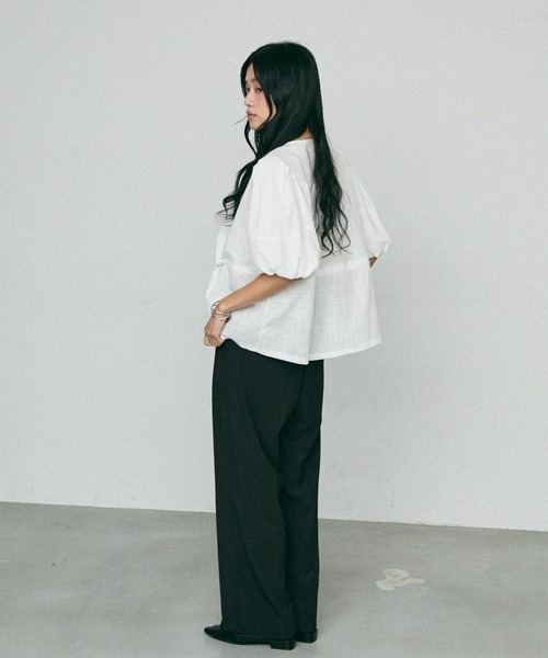 NUJOH(ヌゾ)の「Volume Sleeve Summer jacket / ボリューム スリーブ サマージャケット(ブルゾン・レディース・ホワイト/ベージュ/ブラック・FREE)」の16枚目の写真