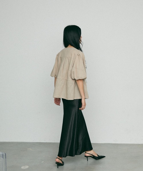 NUJOH(ヌゾ)の「Volume Sleeve Summer jacket / ボリューム スリーブ サマージャケット(ブルゾン・レディース・ホワイト/ベージュ/ブラック・FREE)」の6枚目の写真