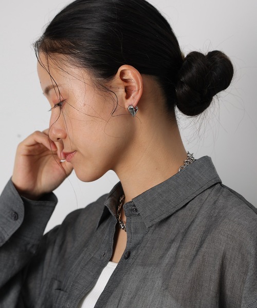 COLONY 2139（コロニートゥーワンスリーナイン）の「ハートワンタッチピアス（ピアス（両耳用）・レディース・シルバー/ゴールド・FREE）」の5枚目の写真