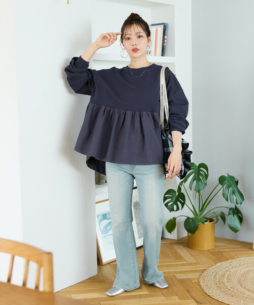 FREAK'S STORE(フリークスストア)の「限定展開 ピグメント 加工 フリル ロングスリーブ トップス(Tシャツ/カットソー・レディース・スミクロ/ベージュ/ネイビー/レッド/グリーン/ナチュラル・フリ-)」の10枚目の写真