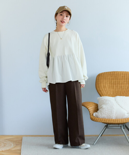 FREAK'S STORE(フリークスストア)の「限定展開 ピグメント 加工 フリル ロングスリーブ トップス(Tシャツ/カットソー・レディース・スミクロ/ベージュ/ネイビー/レッド/グリーン/ナチュラル・フリ-)」の16枚目の写真