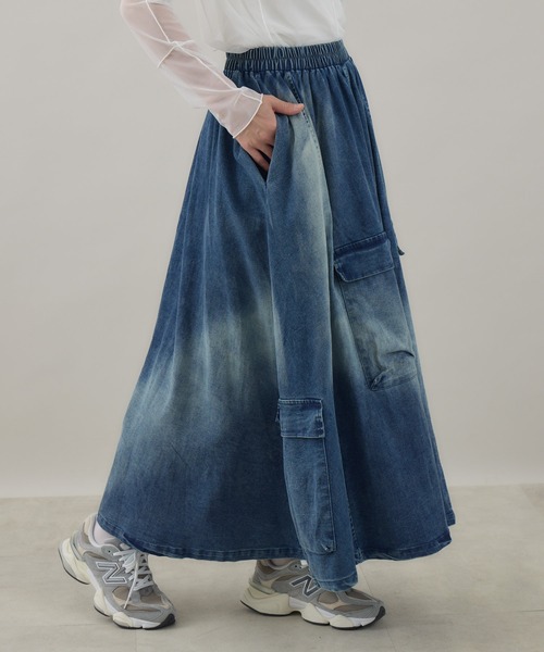 Paradise Picnic(パラダイスピクニック)の「グラデーション カーゴフレアスカート(デニムスカート・レディース・ブルー/ブラック・FREE)」の20枚目の写真