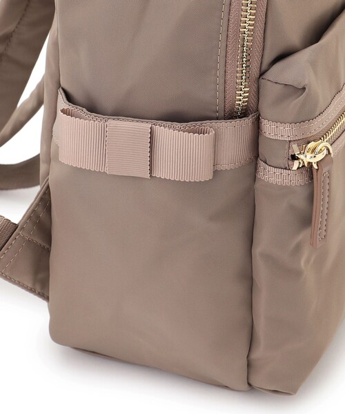 TOCCA(トッカ)の「SMALL TRAVELING BACKPACK バックパック(バックパック/リュック・レディース・ネイビー系/ベージュ系/ブラック系・F)」の10枚目の写真