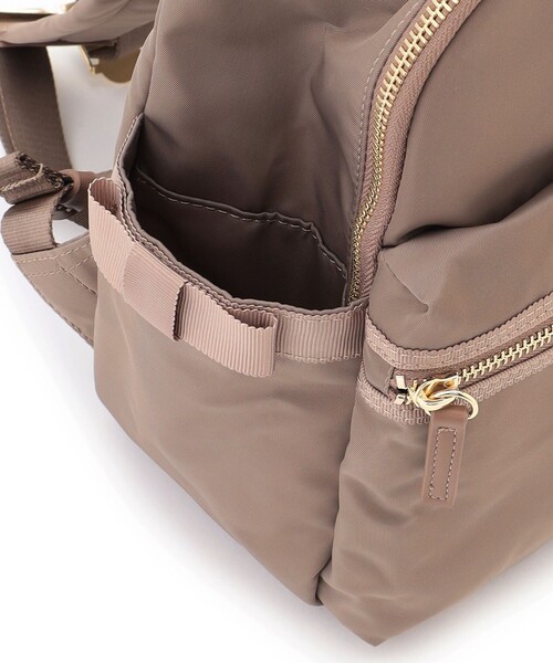 TOCCA(トッカ)の「SMALL TRAVELING BACKPACK バックパック(バックパック/リュック・レディース・ネイビー系/ベージュ系/ブラック系・F)」の11枚目の写真
