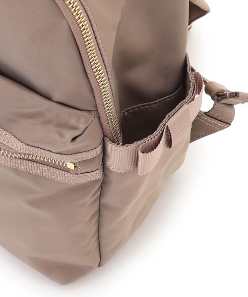 TOCCA(トッカ)の「SMALL TRAVELING BACKPACK バックパック(バックパック/リュック・レディース・ネイビー系/ベージュ系/ブラック系・F)」の12枚目の写真