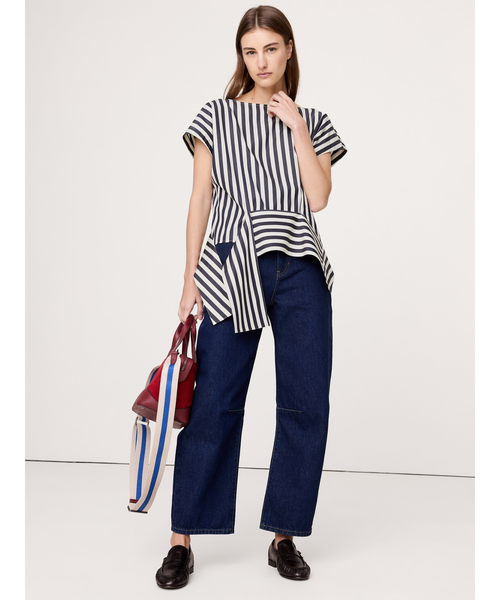 Banana Republic（バナナリパブリック）の「コットンポプリン ボートネック アシンメトリー トップス（シャツ/ブラウス・レディース・ホワイト/ホワイト×ネイビー・XS/S/M/L）」の5枚目の写真