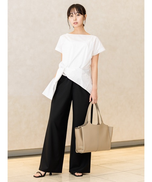 Banana Republic（バナナリパブリック）の「コットンポプリン ボートネック アシンメトリー トップス（シャツ/ブラウス・レディース・ホワイト/ホワイト×ネイビー・XS/S/M/L）」の10枚目の写真