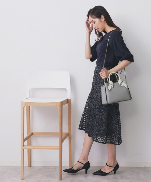 index（インデックス）の「【2WAY】リボンハンドルミドルトートバッグ（トートバッグ・レディース・ブルー系5/ブラック系/ホワイト系3・00）」の13枚目の写真