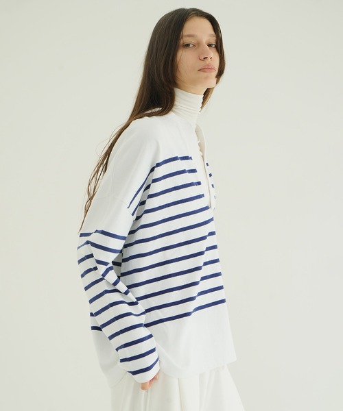 CLANE（クラネ）の「WIDE HENRY NECK BORDER TOPS（Tシャツ/カットソー・レディース・ブラウン/ホワイト・1/2）」の4枚目の写真