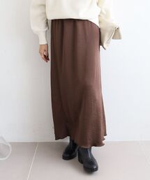 le.coeur blanc | 《Oggi専属モデル 飯豊まりえさん着用》マットサテンナロースカート(スカート)