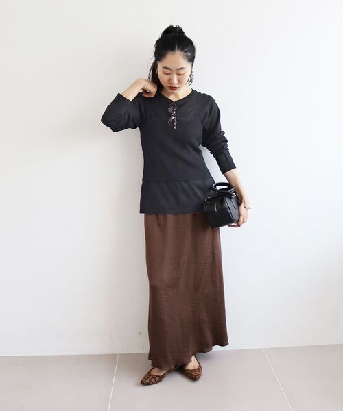 le.coeur blanc(ルクールブラン)の「《手洗い可能》マットサテンナロースカート(スカート・レディース・ブラック/ブラウン/キャメル・38)」の14枚目の写真